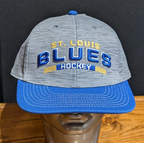 St. Louis Blues NHL Hockey Adjustable Hat - Picture 1 of 5